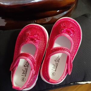 Girls' Sparkling Red Dress Shoes